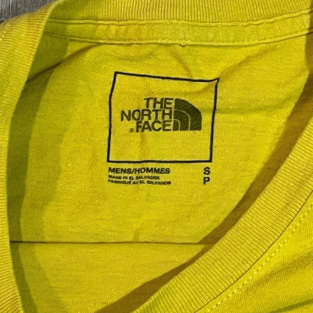 Vintage VTG The North Face Size Small Big Logo Green Red Short Sleeve Shirt